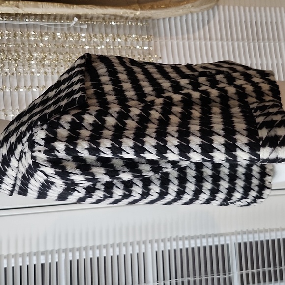 XXI Monochrome Houndstooth Jacket - Picture 5 of 6